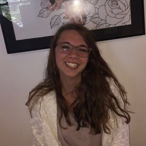 Meet your Posher, Ellie